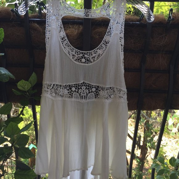 Cotton Candy Tops - Cotton Candy Flowy BoHo Tunic With Lace Trim (EUC)